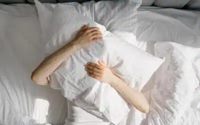 SIX THINGS YOU MAY NOT REALIZE CAUSE INSOMNIA